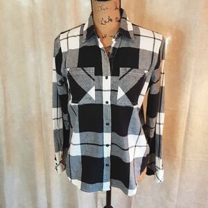 Women's Black & White Plaid Cotton Button Down Shirt Sz XS Layer or Alone